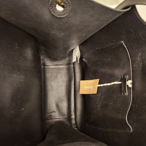 Madewell Black Leather The Sydney Tote Bag - Picture 4 of 8
